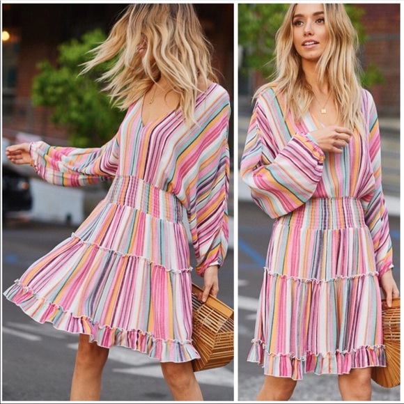 Last! Gorgeous Striped V-Neck Midi Dress - Picture 3 of 5